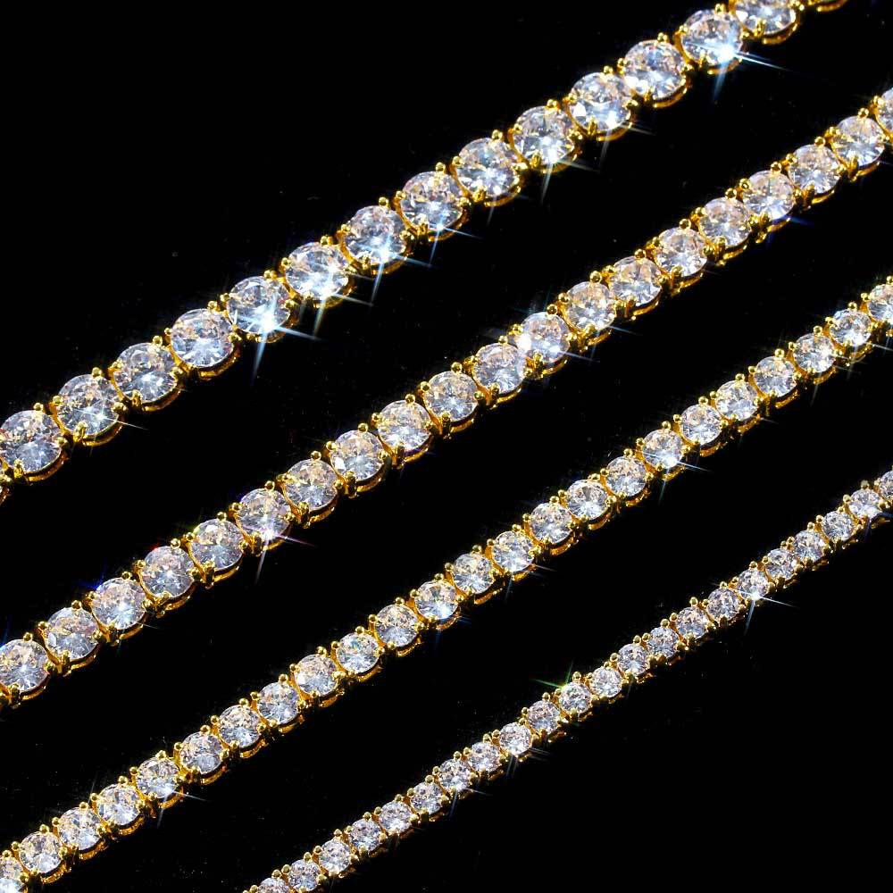 Close-up of the gold plating cubic zirconia tennis bracelet or necklace with 3-6mm width.