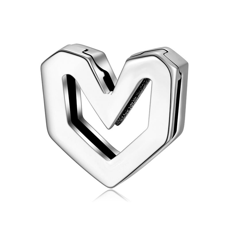 A sterling silver geometry heart design charm